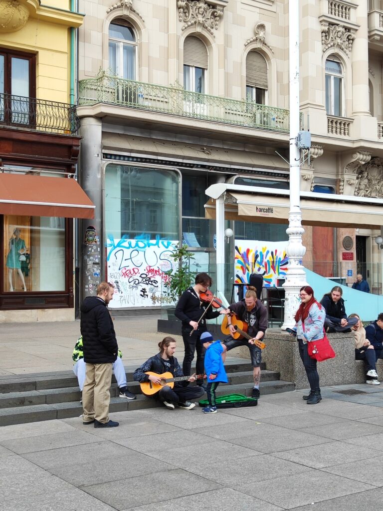 Zavod za mladino in šport Krško se je v aprilu udeležil Erasmus+ mladinske izmenjave v Zagrebu.