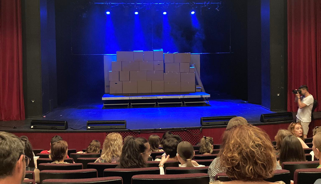 Koncert tamo gde pevaju