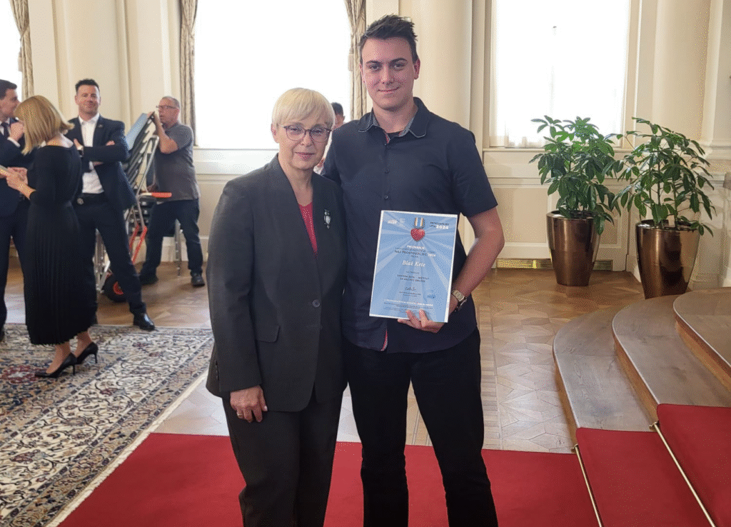 Naj prostovoljec