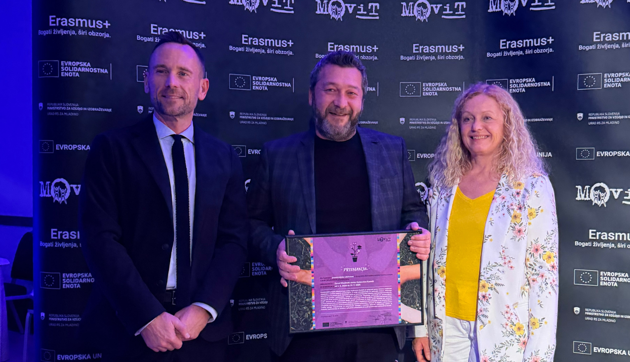 Rok Kosec ob prejemu priznanja