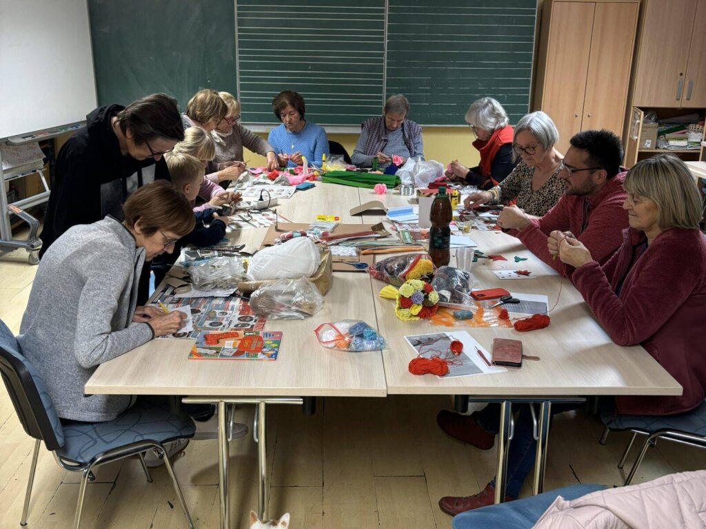 Prijetno ustvarjalno popoldne v MCDD.