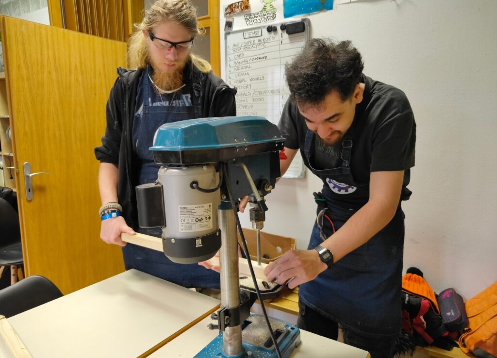 Garaža v Škofji Loki