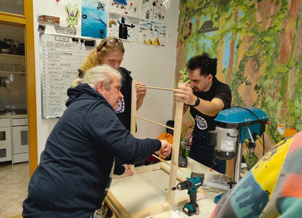 Garaža v Škofji Loki