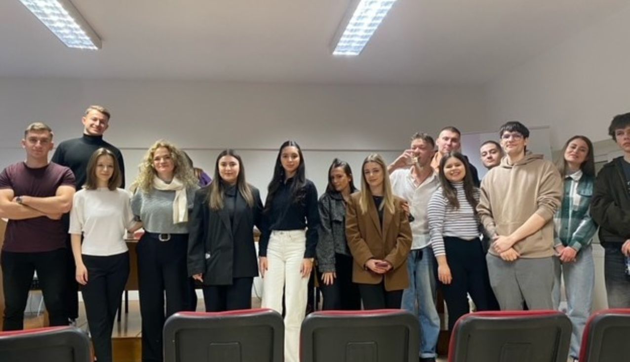 mladi udeleženci konference