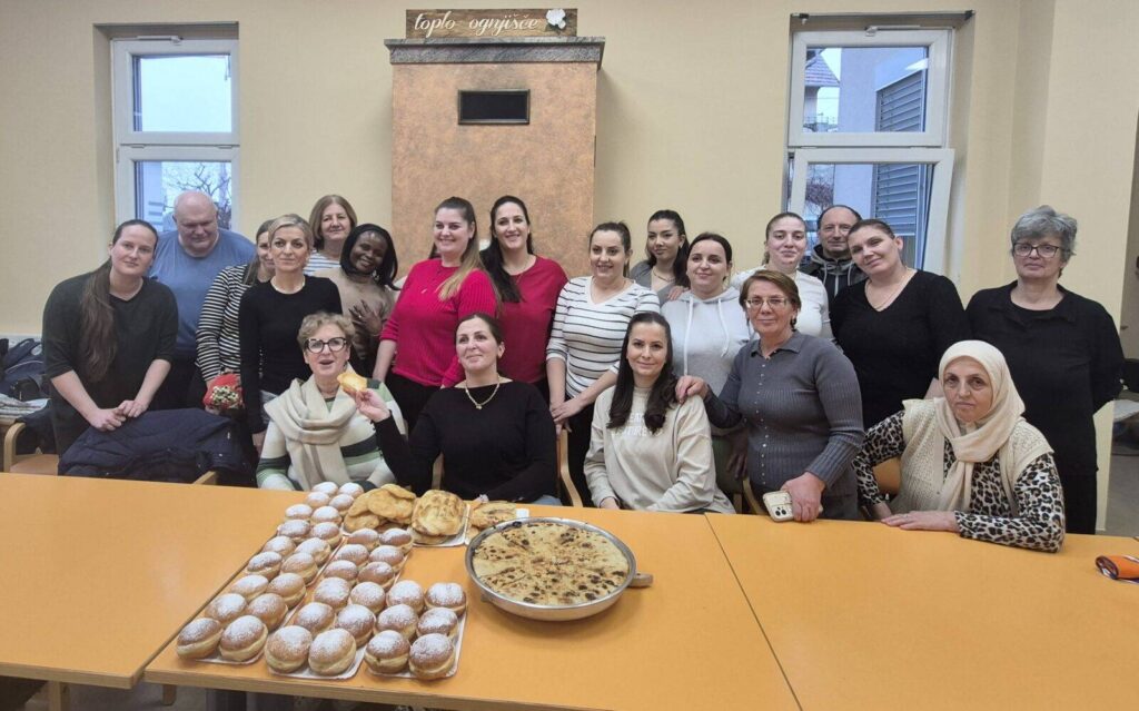 Medkulturno povezovanje v Lambrechtovem domu.