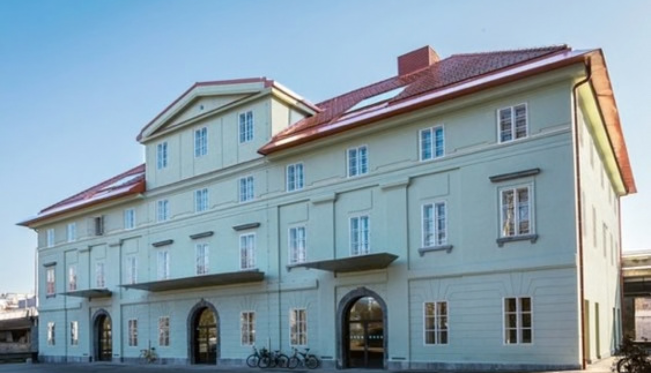 Mladinski center BAZA v Ljubljani