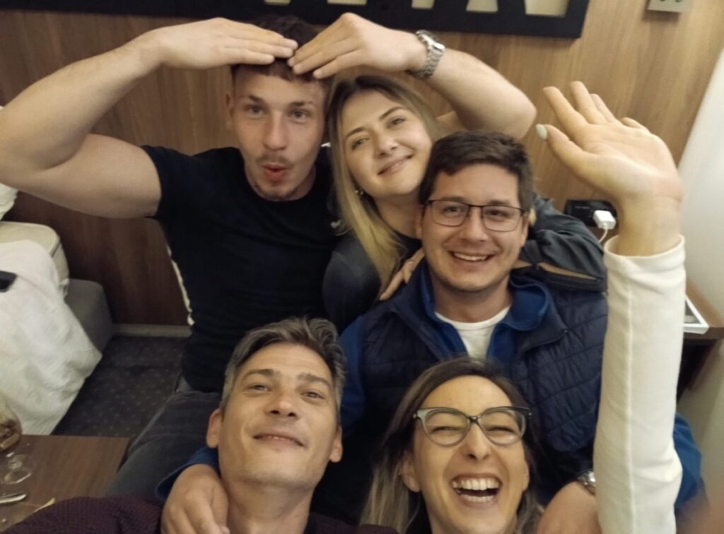 3