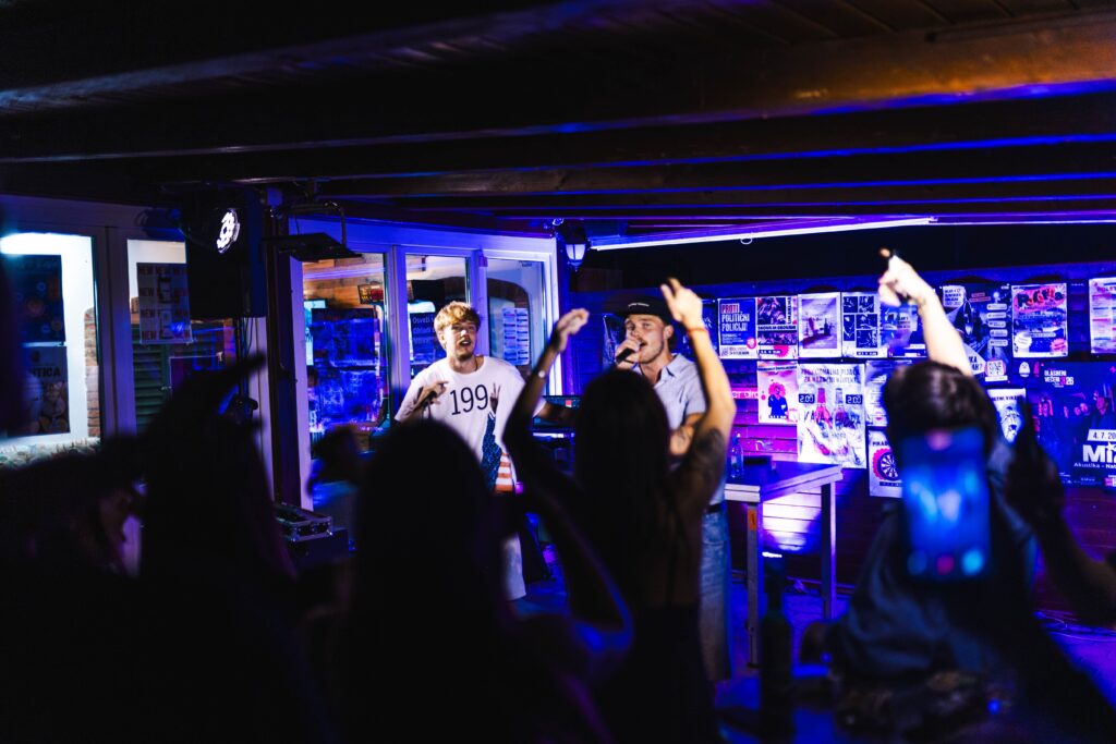 Predstavili so se mladi rap ustvarjalci.