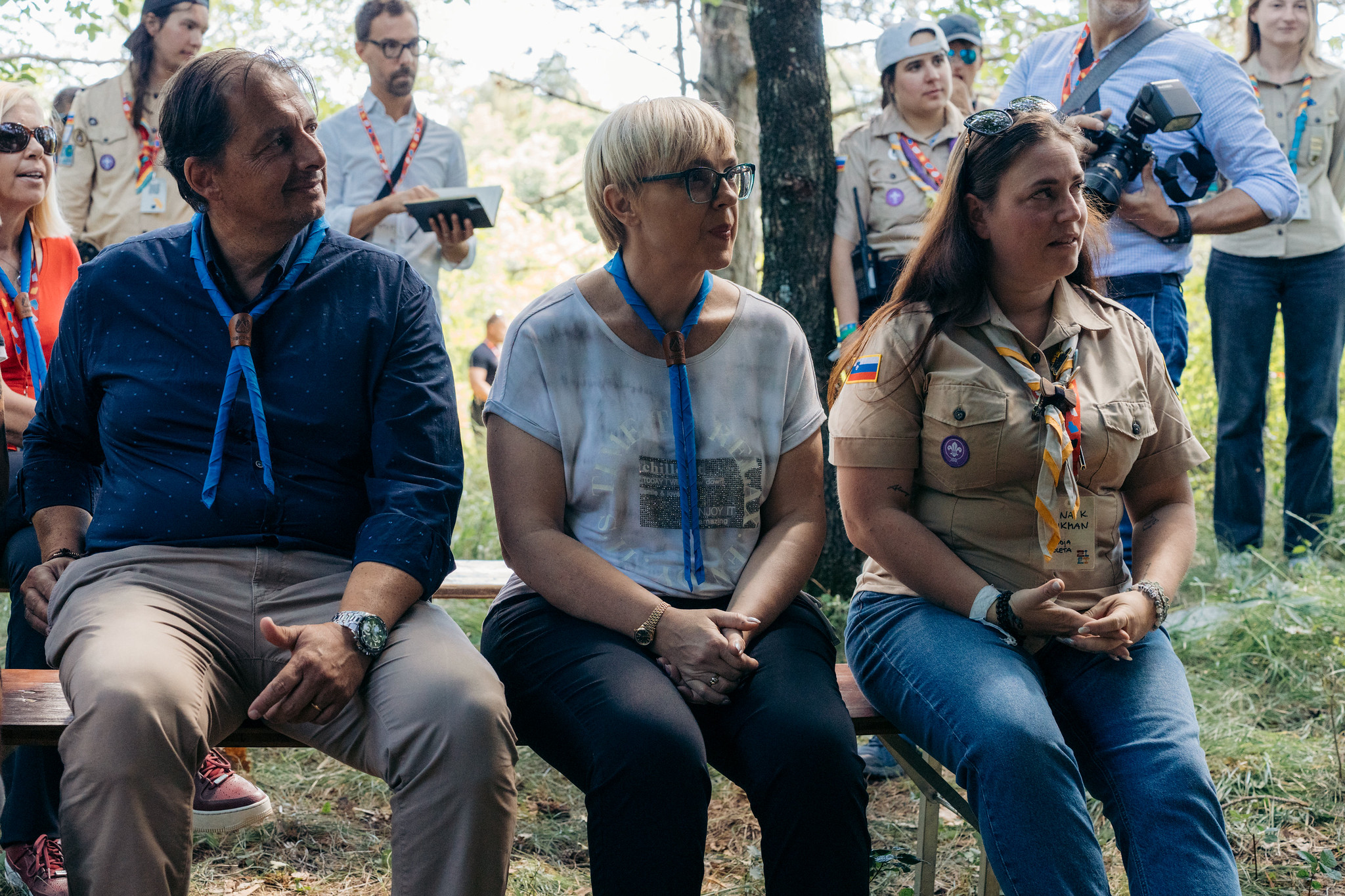 mladi s predsednico