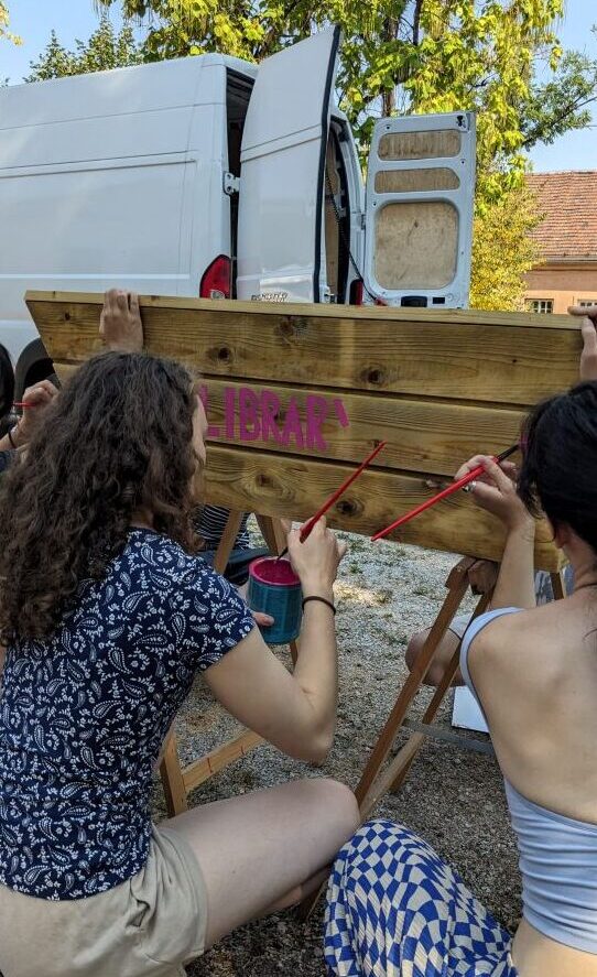 Barvanje knjigobežnice